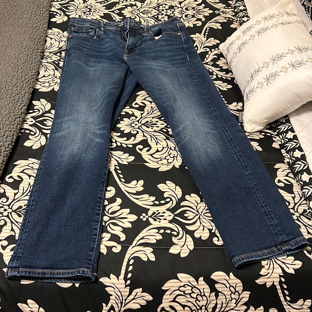 American Eagle men’s 30x30 jeans. Original straight.